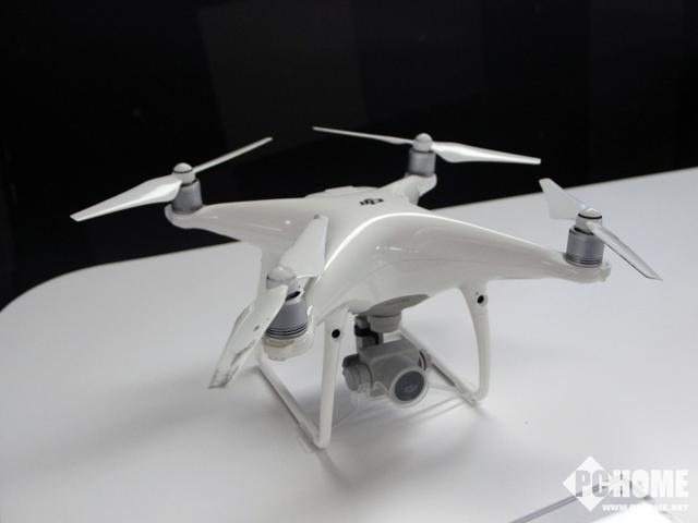 零一科技節(jié) 大疆展示多款無人機(jī)與云臺(tái)新品，賦能計(jì)算機(jī)服務(wù)新生態(tài)